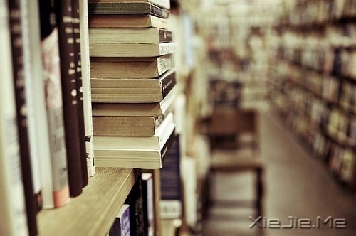 书店里形形色色的人